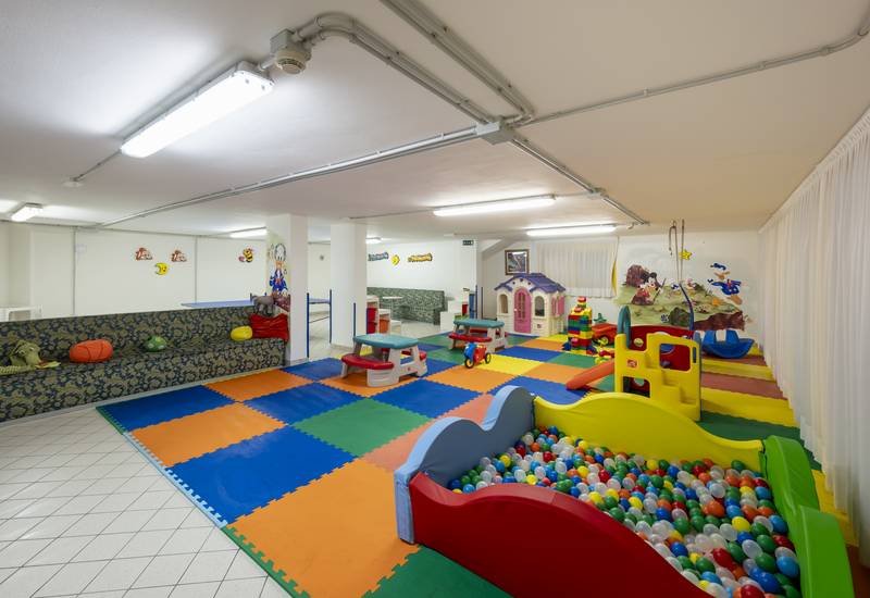 hotel_Luna_sala_giochi