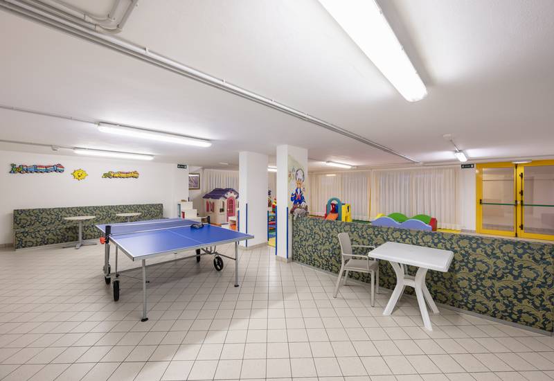 hotel_Luna_sala_giochi
