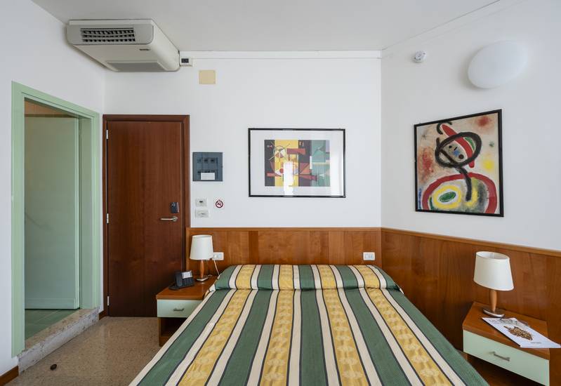hotel-luna-camera-classic